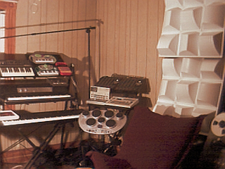 Synth and Drum Machine Station